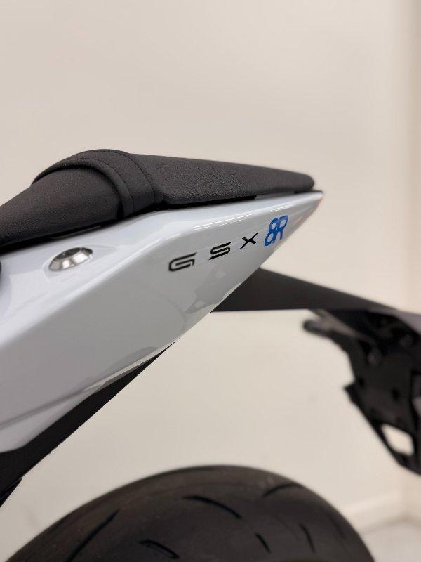 2026 SUZUKI GSX-8R ROAD