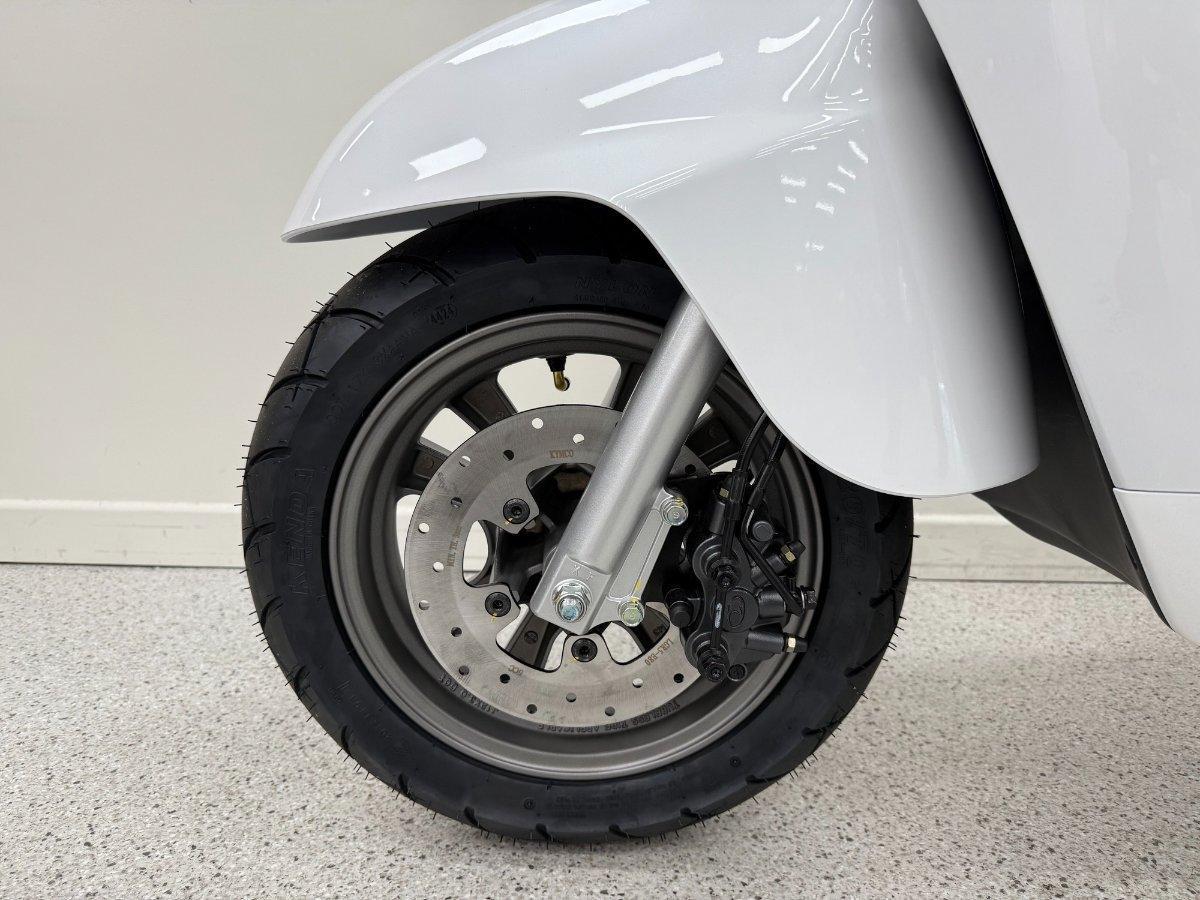 2026 KYMCO LIKE 125 SCOOTER