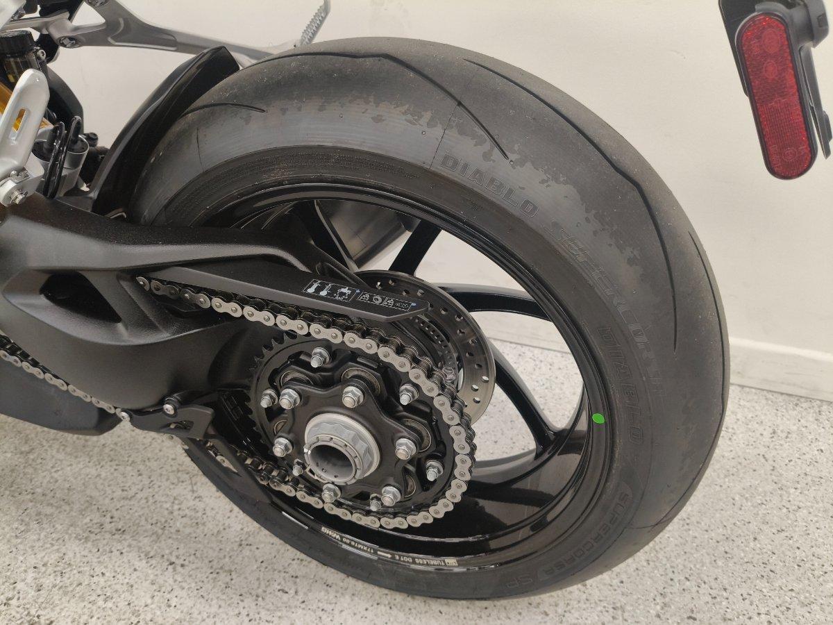 2026 TRIUMPH SPEED TRIPLE 1200 RS ROAD