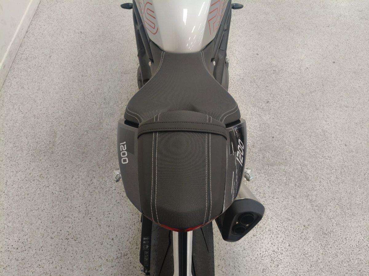 2026 TRIUMPH SPEED TRIPLE 1200 RS ROAD