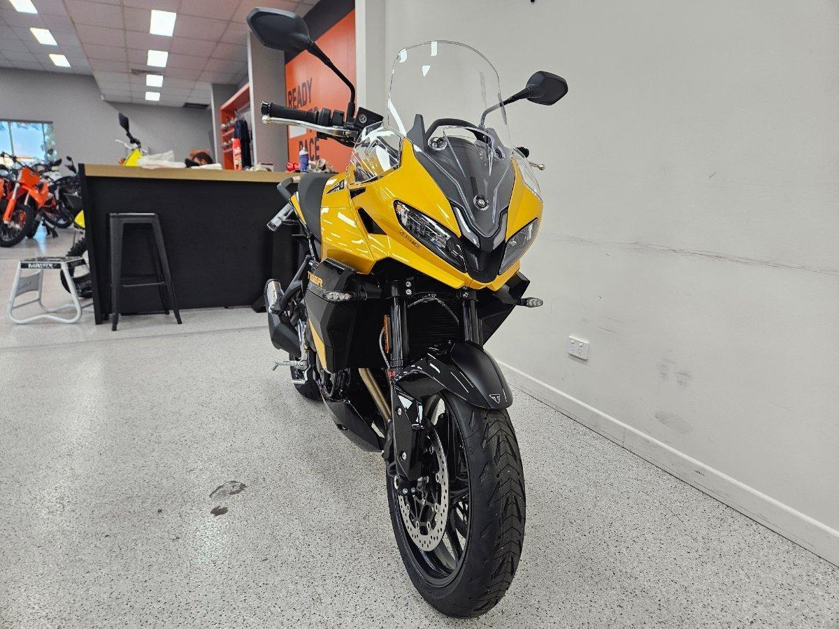 2025 TRIUMPH TIGER SPORT 800 DUAL SPORTS