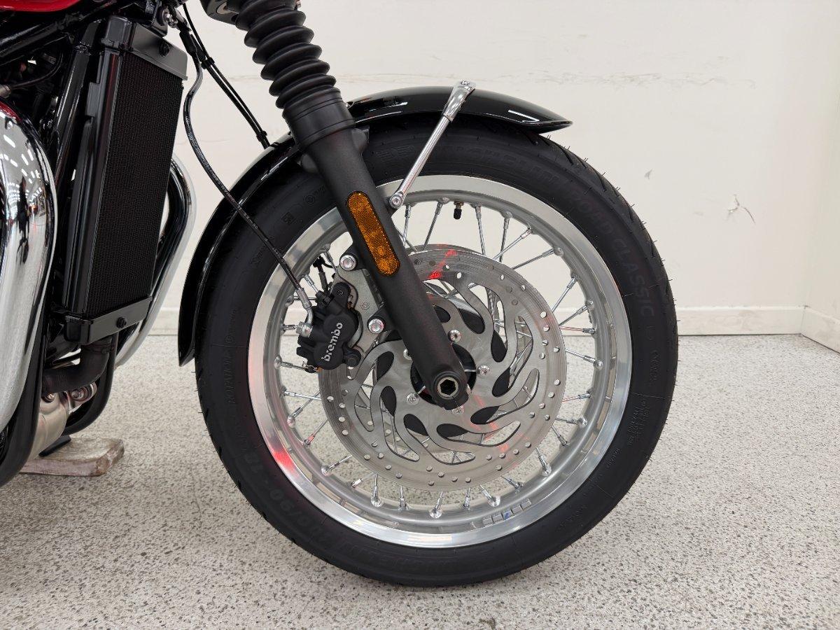 2026 TRIUMPH BONNEVILLE T120 ROAD
