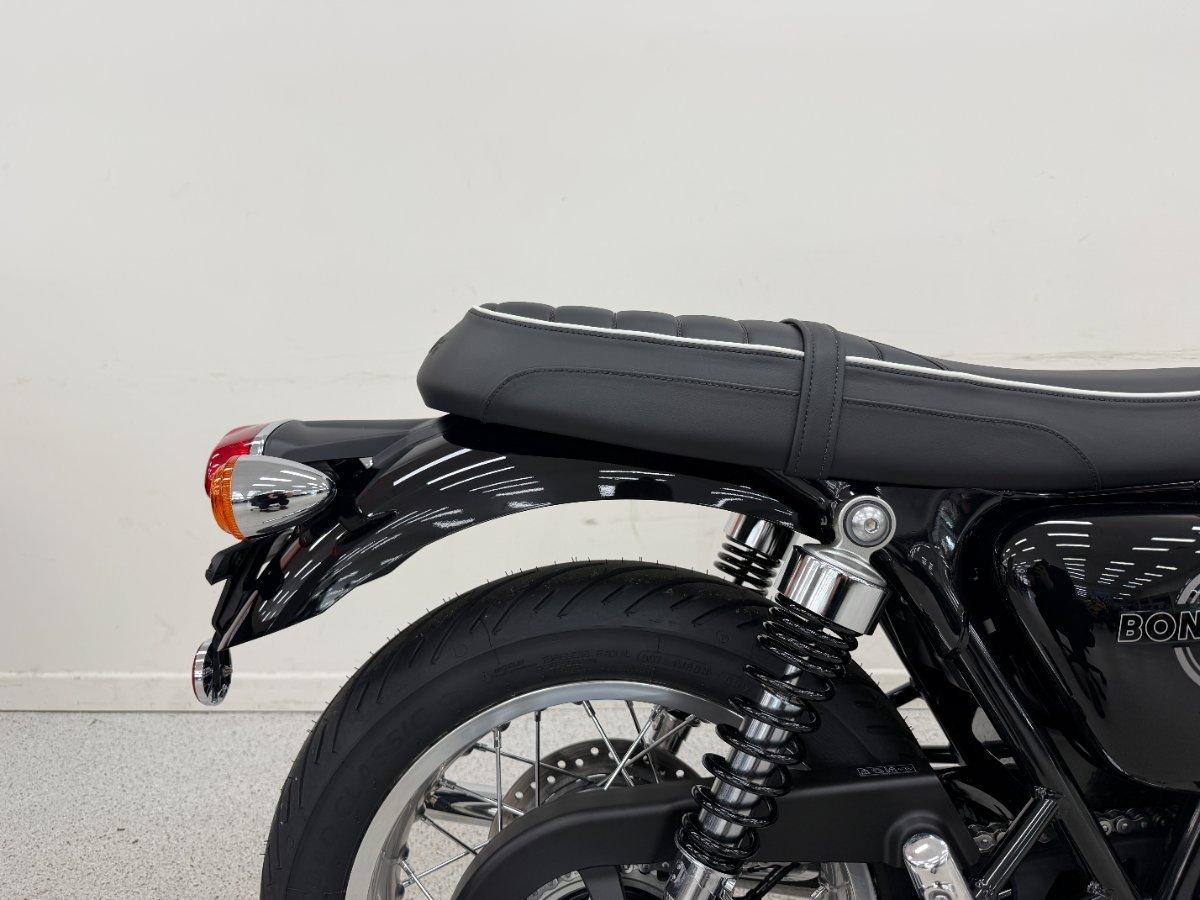 2026 TRIUMPH BONNEVILLE T120 ROAD