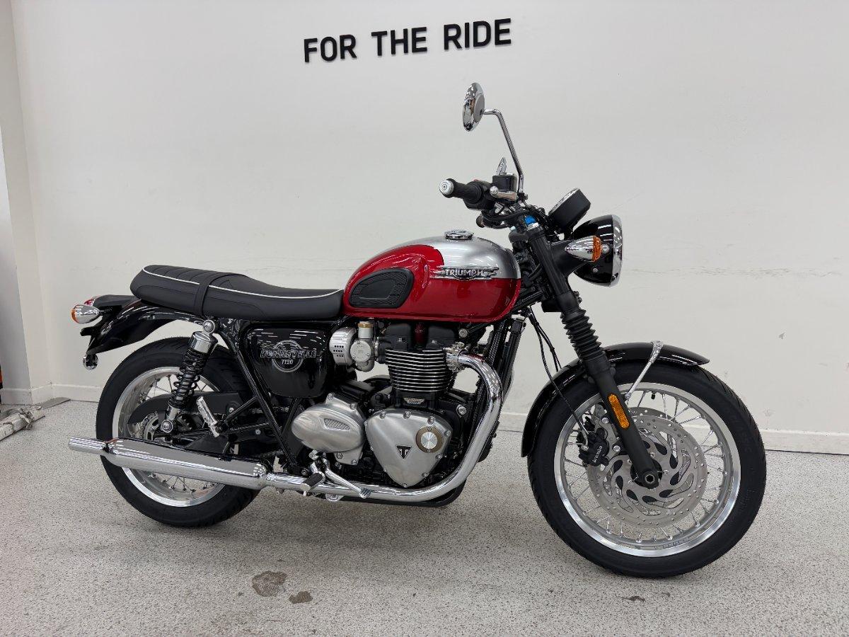 2026 TRIUMPH BONNEVILLE T120 ROAD