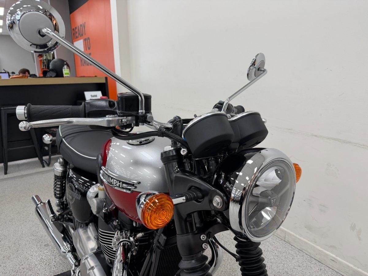 2026 TRIUMPH BONNEVILLE T120 ROAD