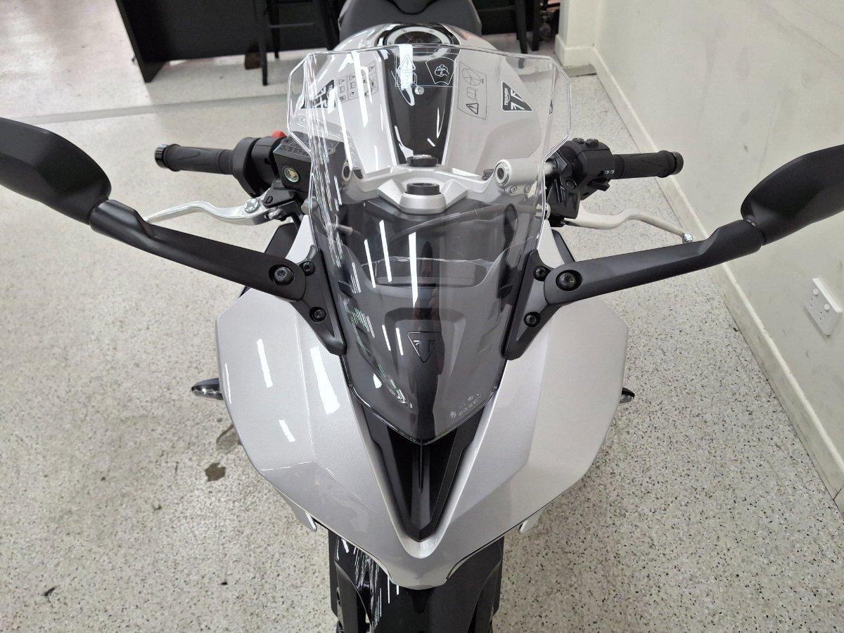 2026 TRIUMPH DAYTONA 660 (LAMS) ROAD