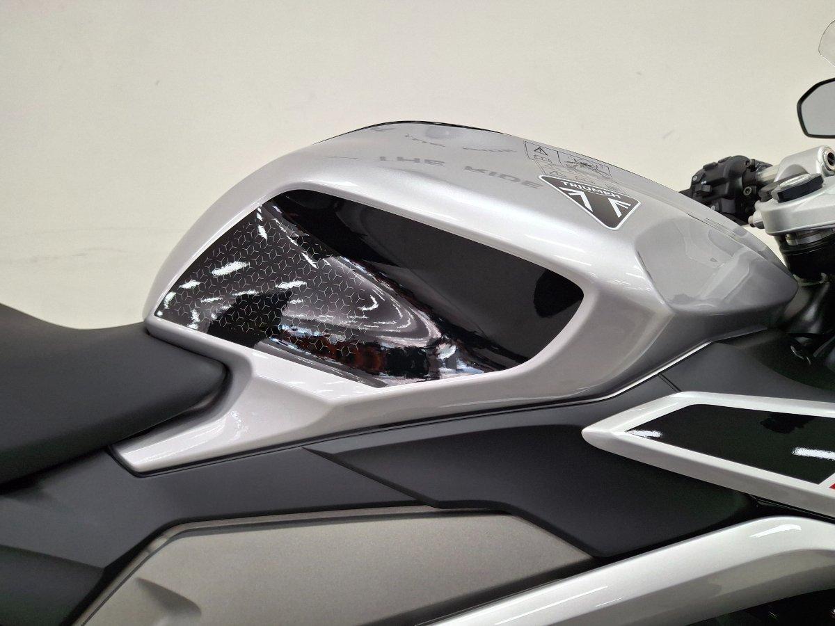 2026 TRIUMPH DAYTONA 660 (LAMS) ROAD