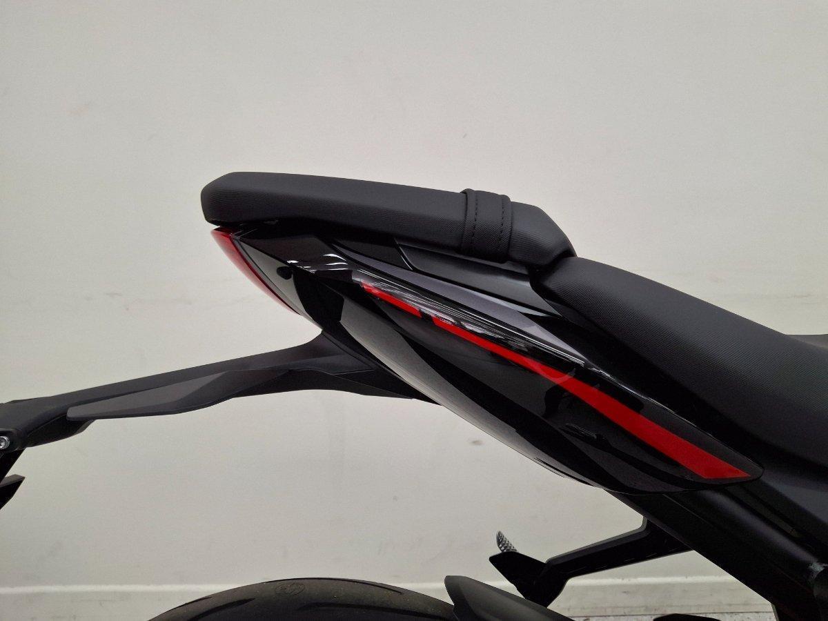 2026 TRIUMPH DAYTONA 660 (LAMS) ROAD