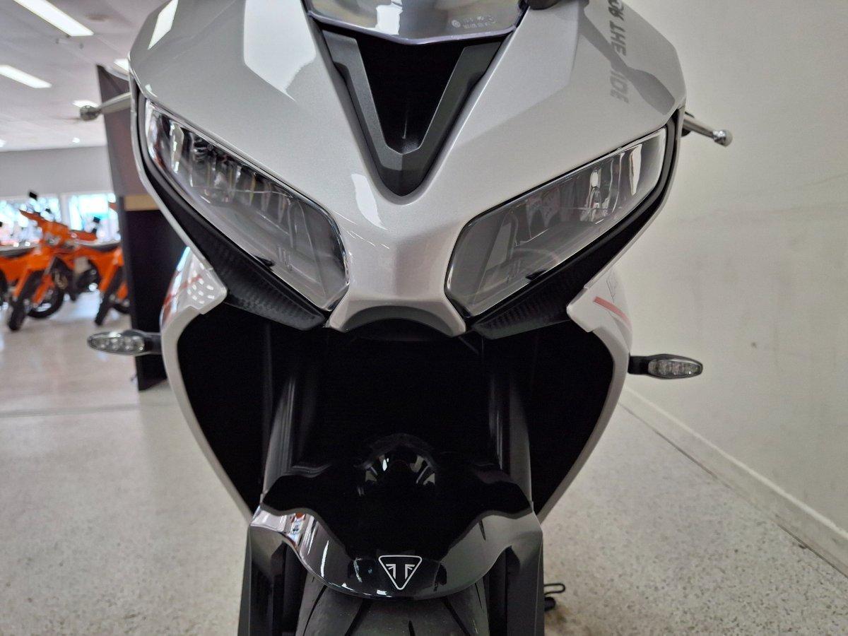 2026 TRIUMPH DAYTONA 660 (LAMS) ROAD