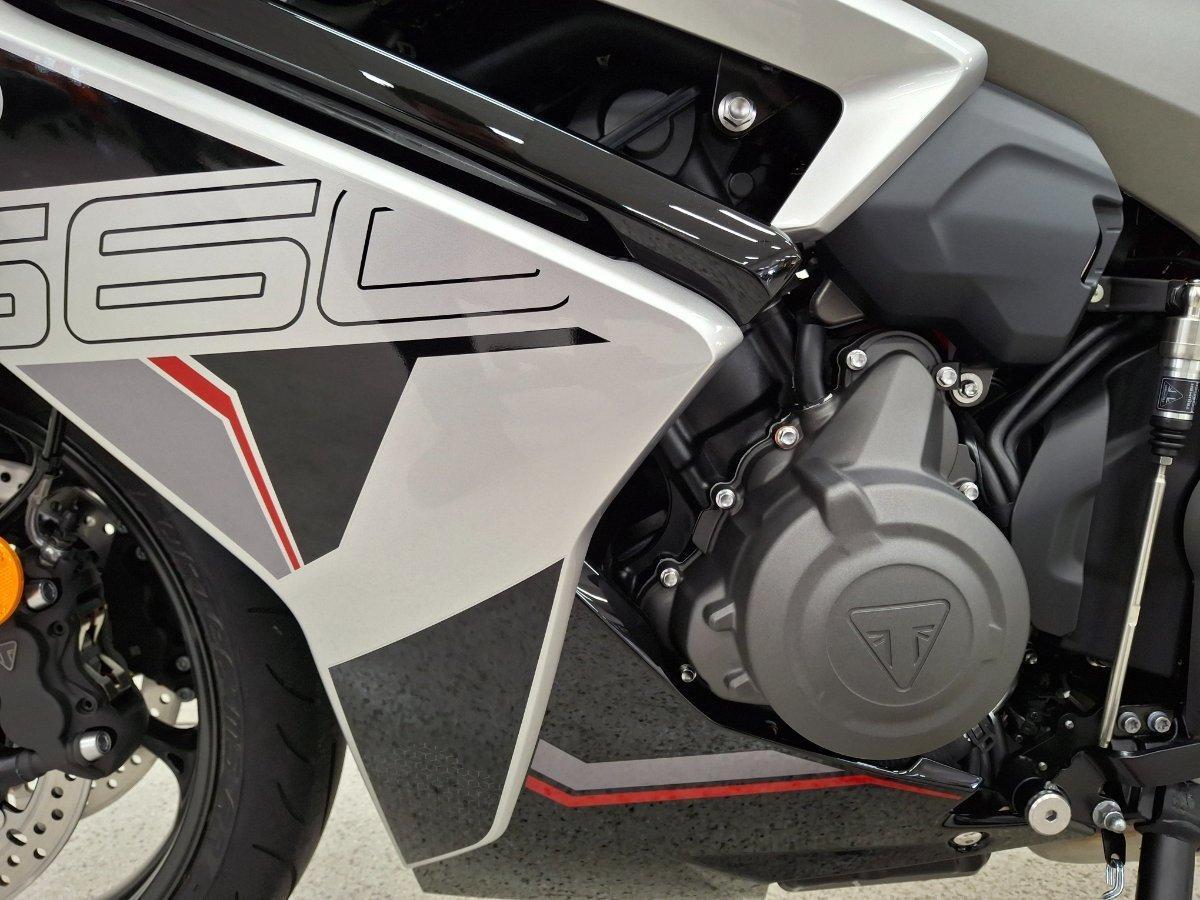 2026 TRIUMPH DAYTONA 660 (LAMS) ROAD