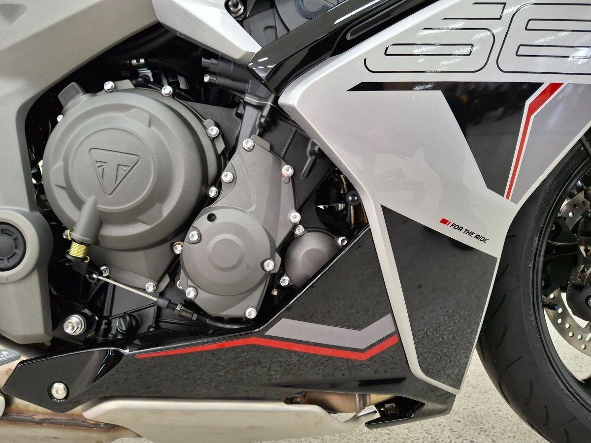2026 TRIUMPH DAYTONA 660 (LAMS) ROAD