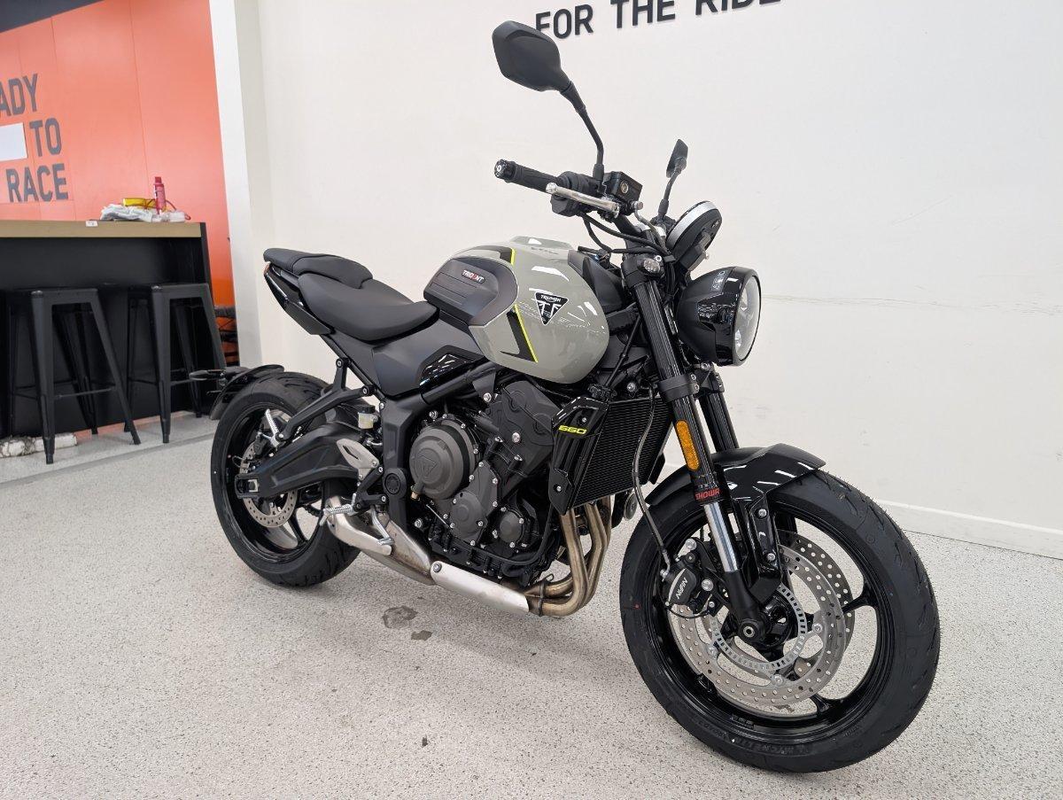 2026 TRIUMPH TRIDENT 660 ROAD