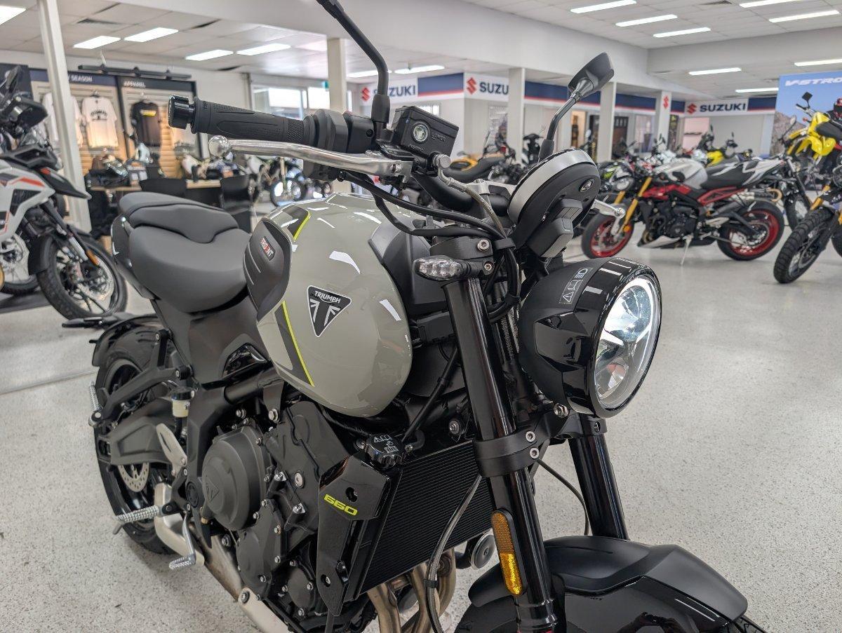 2026 TRIUMPH TRIDENT 660 ROAD