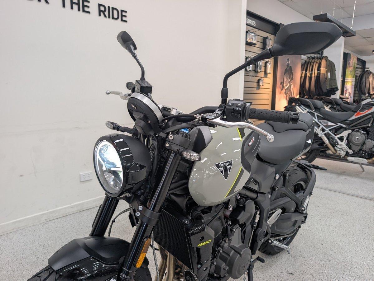 2026 TRIUMPH TRIDENT 660 ROAD