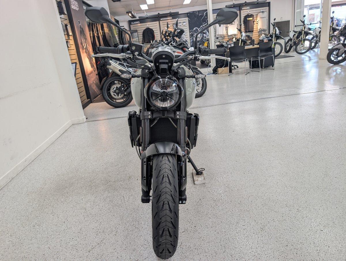 2026 TRIUMPH TRIDENT 660 ROAD