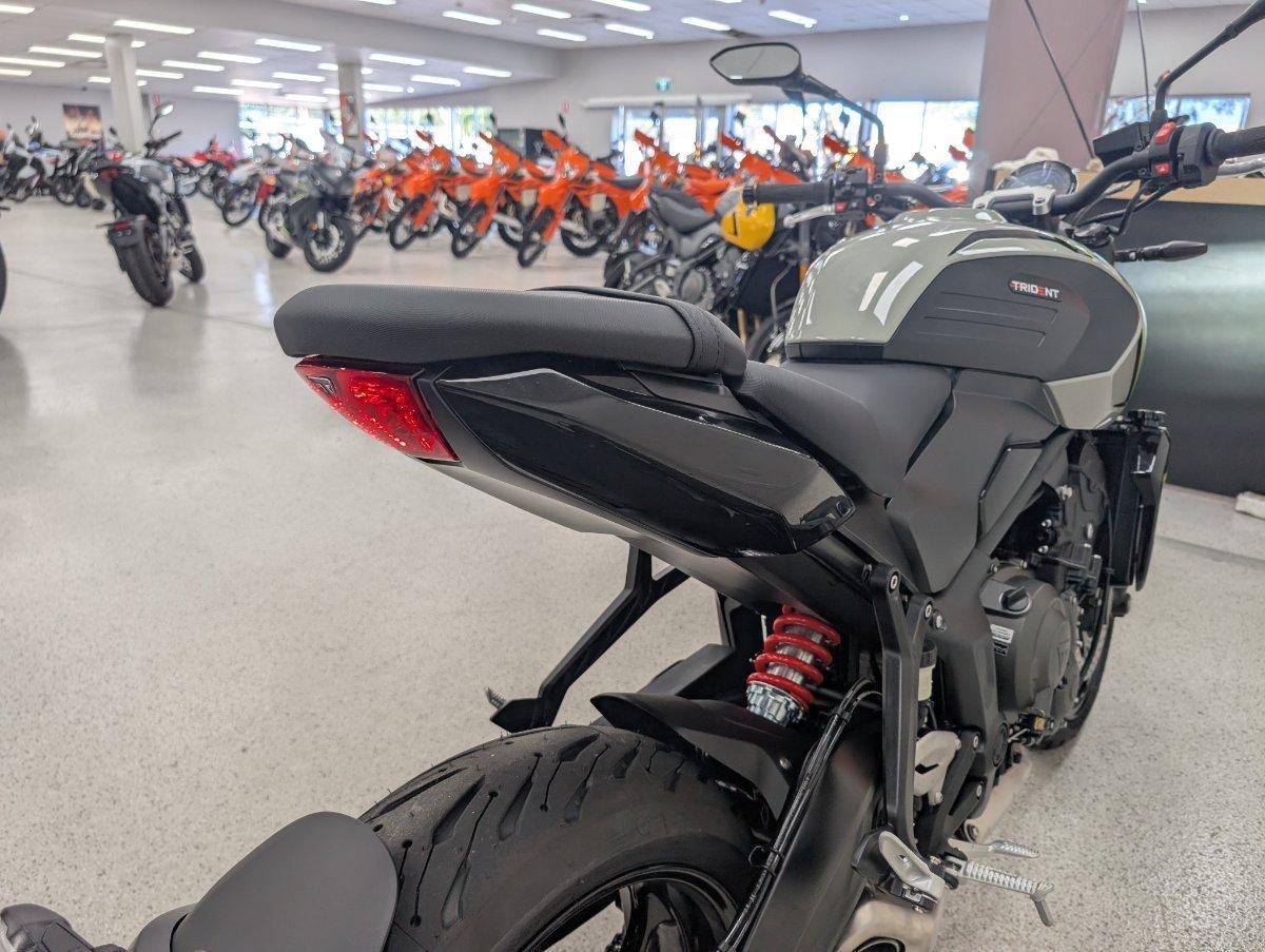 2026 TRIUMPH TRIDENT 660 ROAD