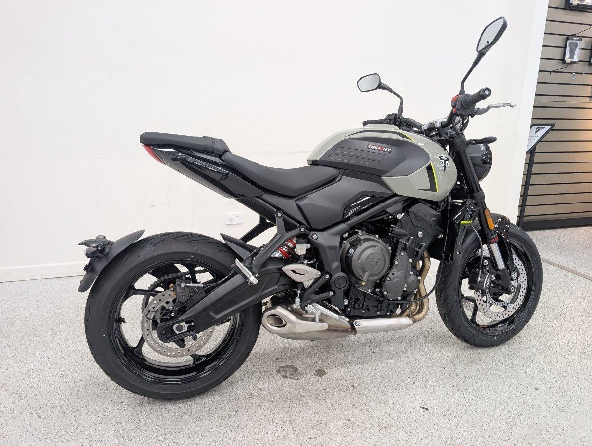 2026 TRIUMPH TRIDENT 660 ROAD