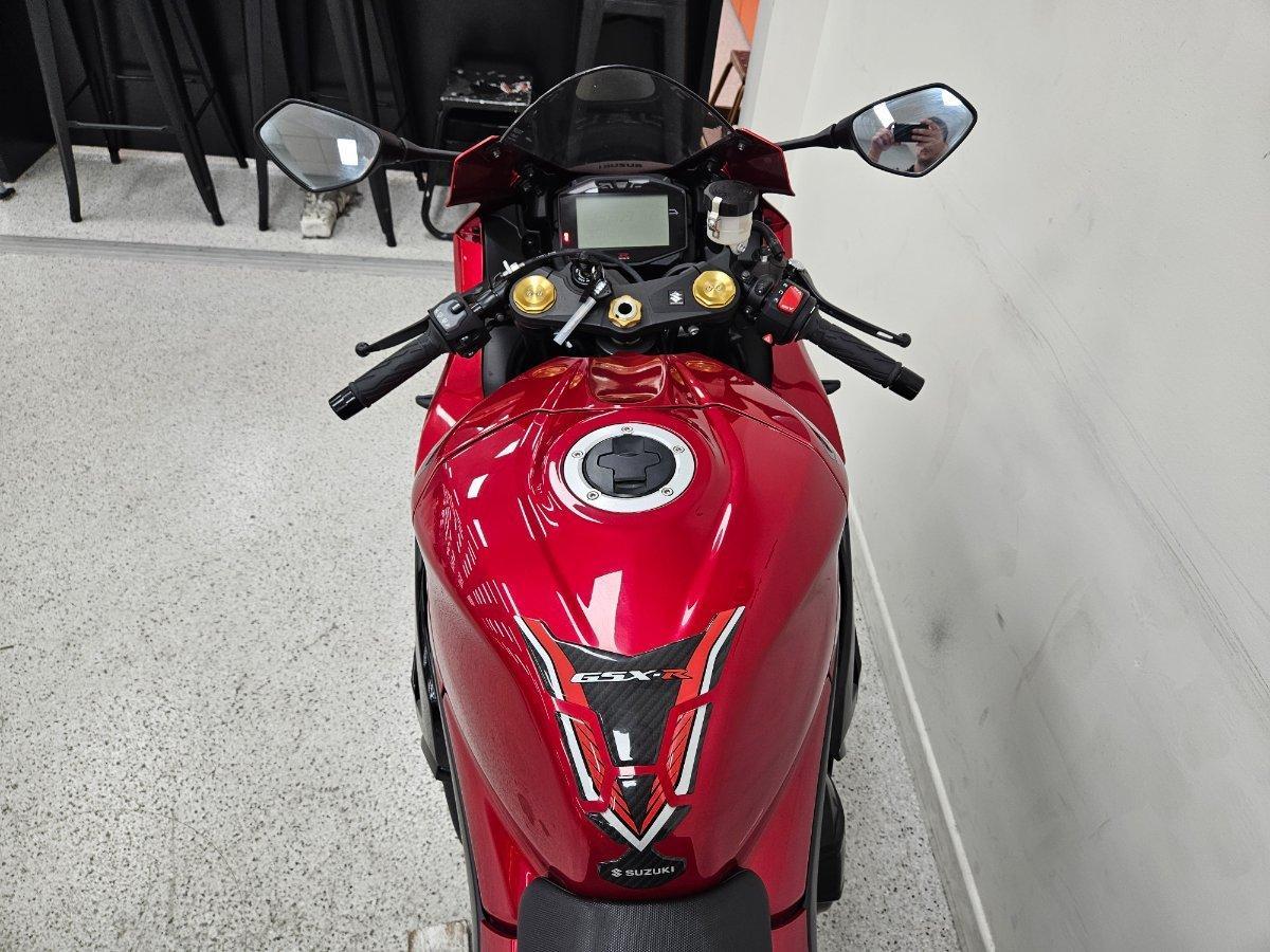 2025 SUZUKI GSX-R1000R SPORTS