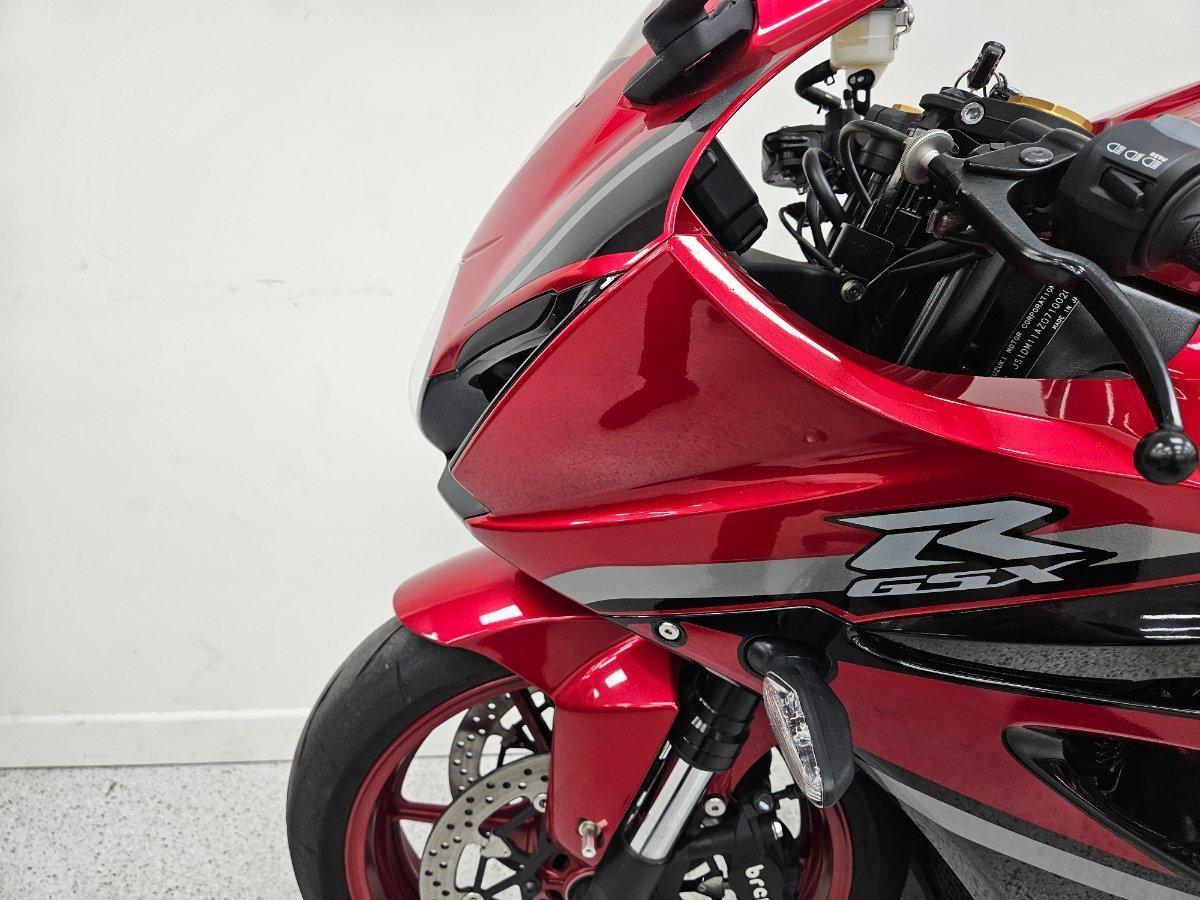 2025 SUZUKI GSX-R1000R SPORTS