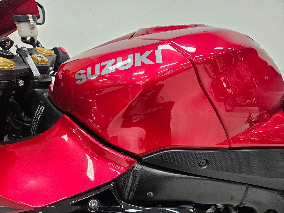 2025 SUZUKI GSX-R1000R SPORTS