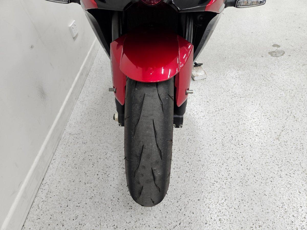 2025 SUZUKI GSX-R1000R SPORTS