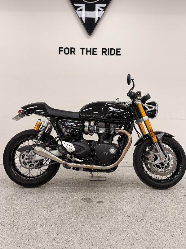 2022 TRIUMPH THRUXTON RS ROAD
