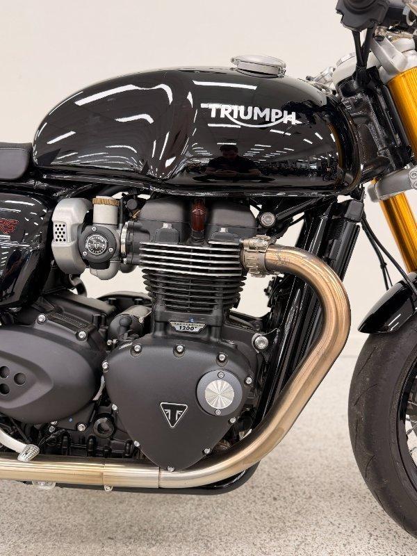 2022 TRIUMPH THRUXTON RS ROAD