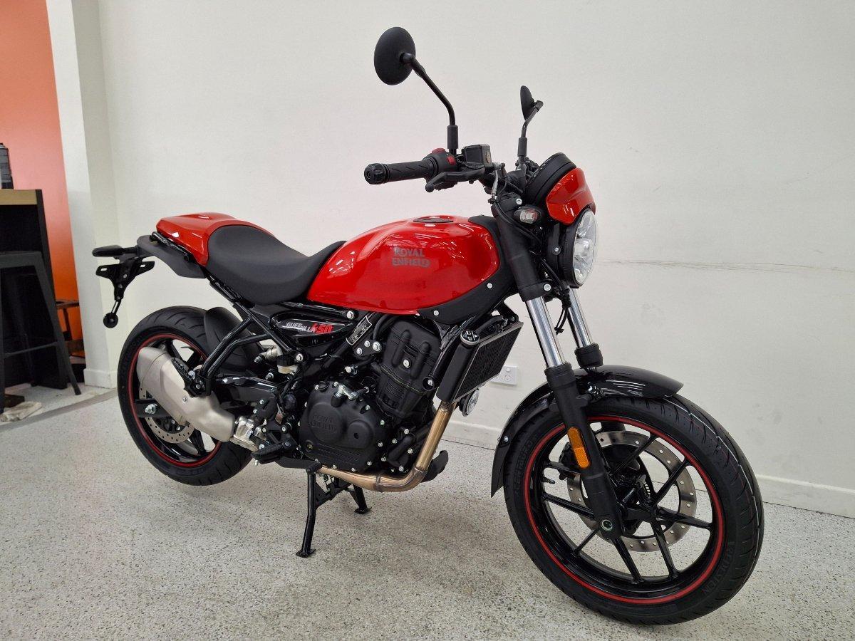 2026 ROYAL ENFIELD GUERILLA 450 ROAD