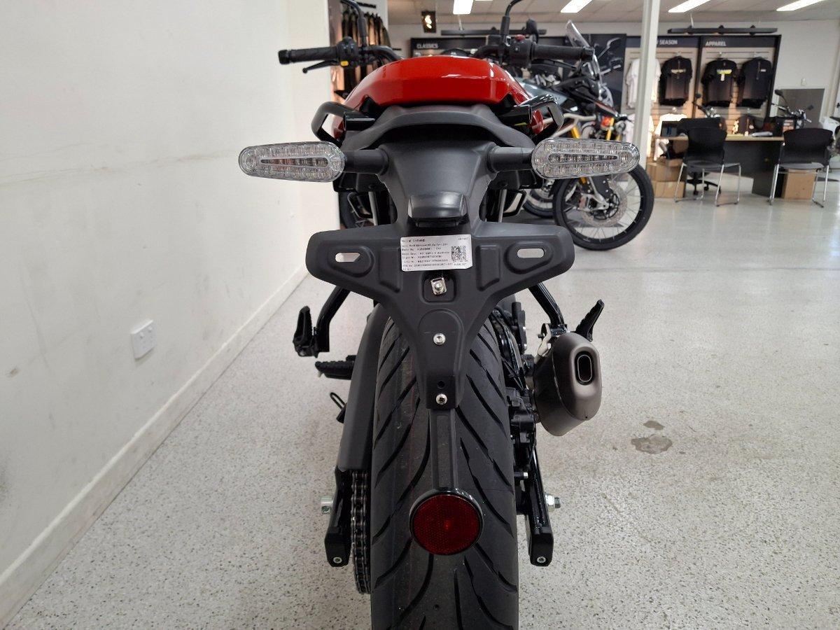 2026 ROYAL ENFIELD GUERILLA 450 ROAD