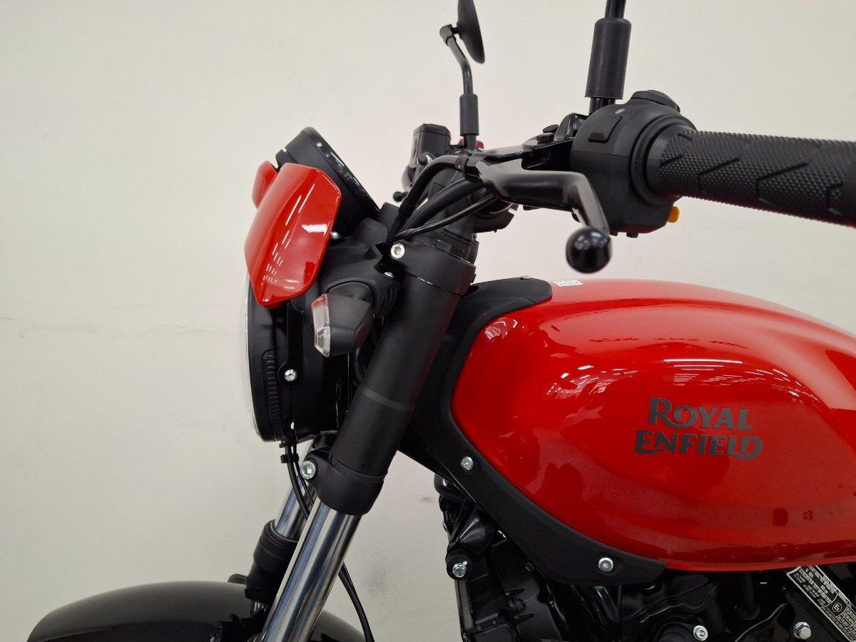 2026 ROYAL ENFIELD GUERILLA 450 ROAD