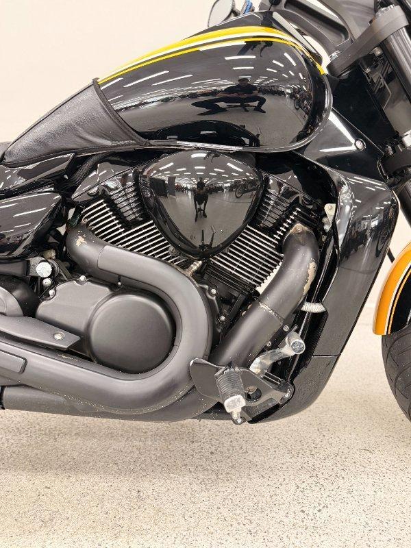 2013 SUZUKI VZR 1800 BOULEVARD (M109R) CRUISER