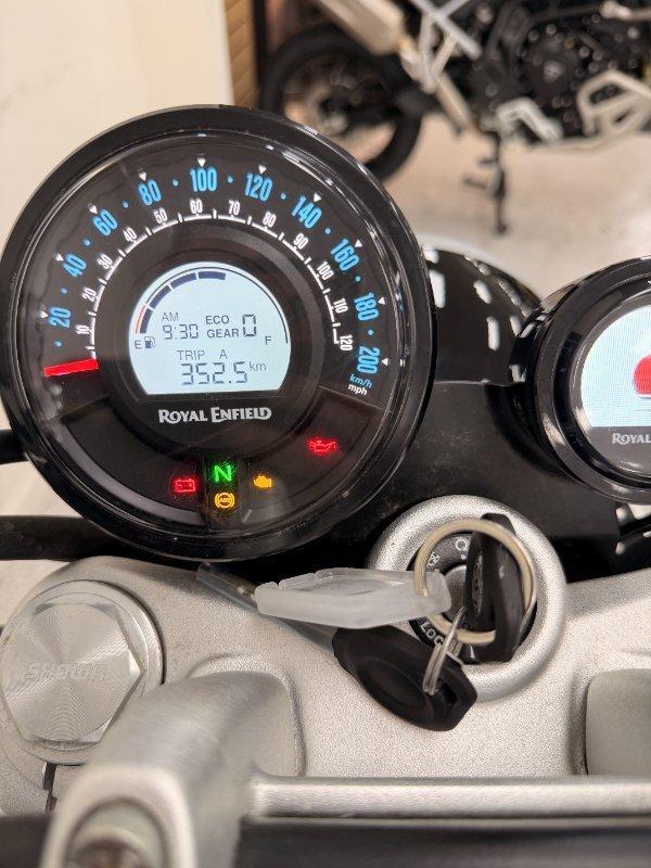 2025 ROYAL ENFIELD SUPER METEOR 650 ROAD