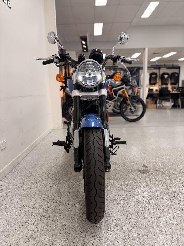 2025 ROYAL ENFIELD SUPER METEOR 650 ROAD