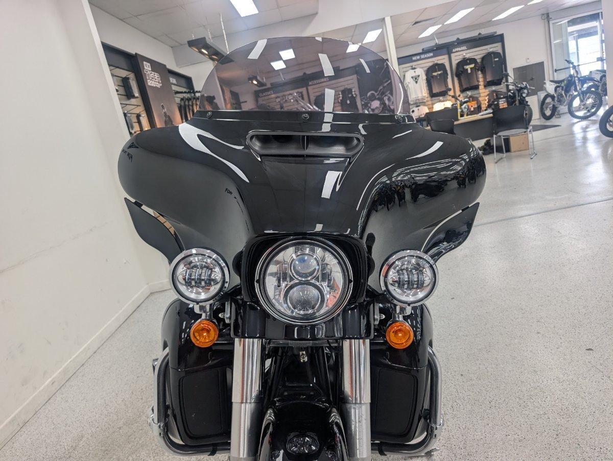 2017 HARLEY-DAVIDSON FLHXS STREET GLIDE SPECIAL CRUISER