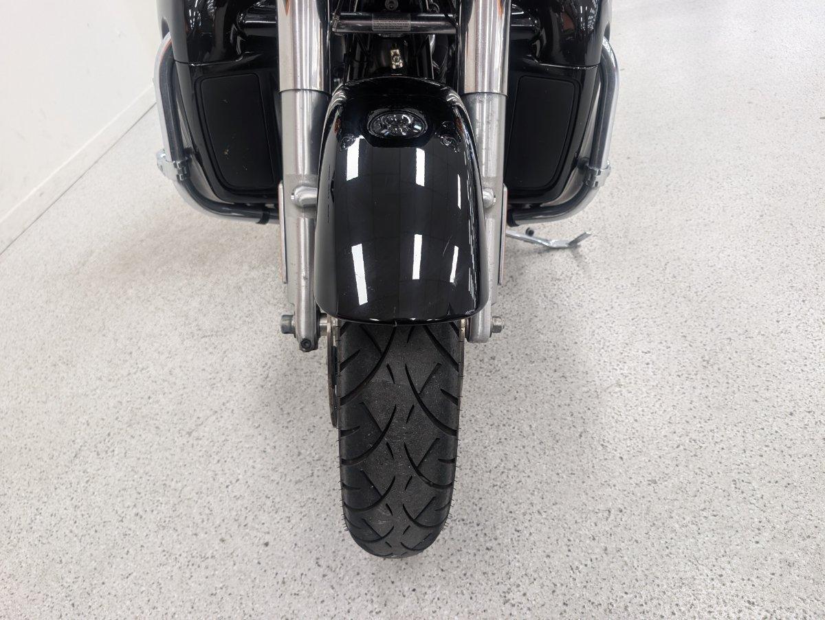 2017 HARLEY-DAVIDSON FLHXS STREET GLIDE SPECIAL CRUISER