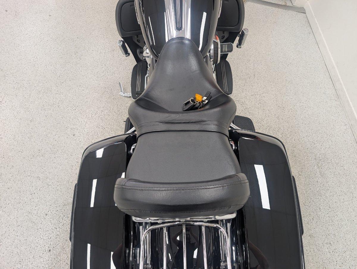 2017 HARLEY-DAVIDSON FLHXS STREET GLIDE SPECIAL CRUISER