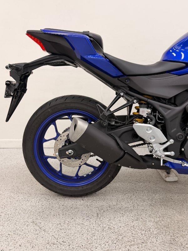 2025 YAMAHA YZF-R3 SPORTS