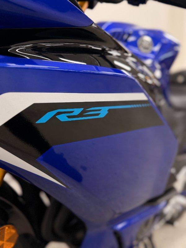 2025 YAMAHA YZF-R3 SPORTS