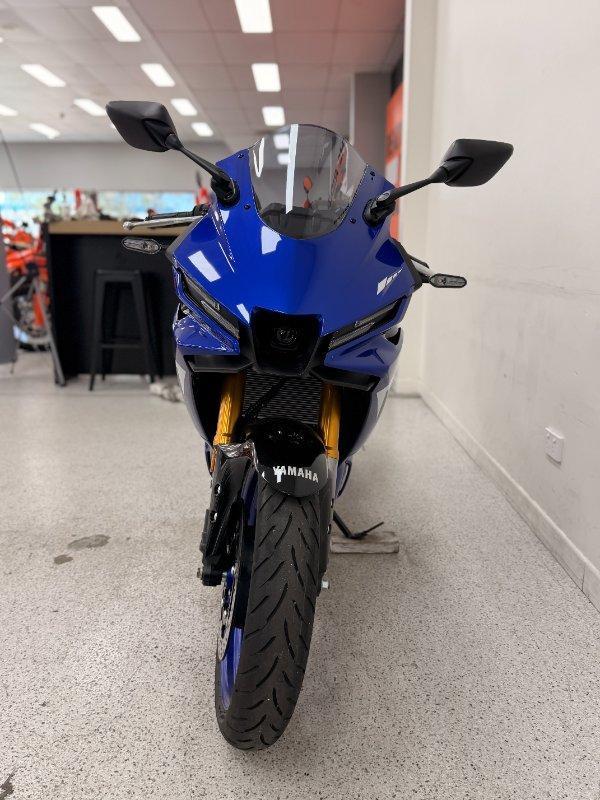 2025 YAMAHA YZF-R3 SPORTS