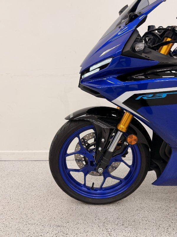 2025 YAMAHA YZF-R3 SPORTS