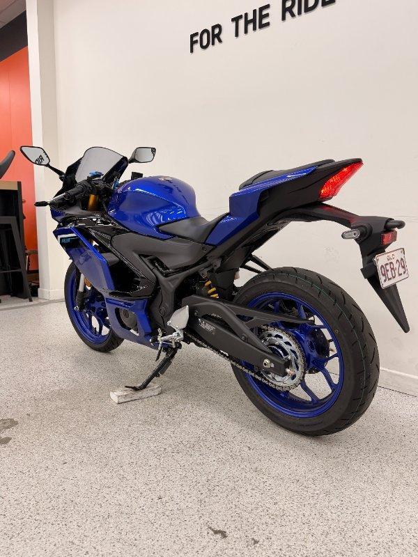 2025 YAMAHA YZF-R3 SPORTS