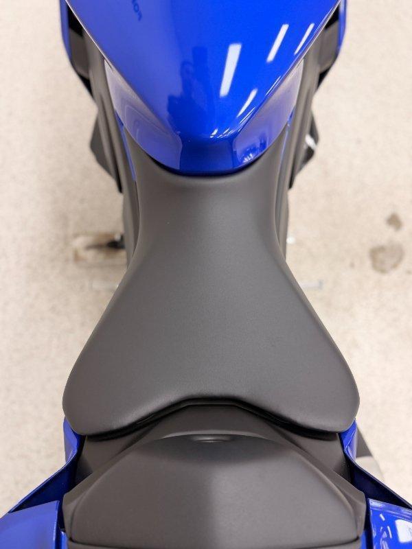 2025 YAMAHA YZF-R3 SPORTS
