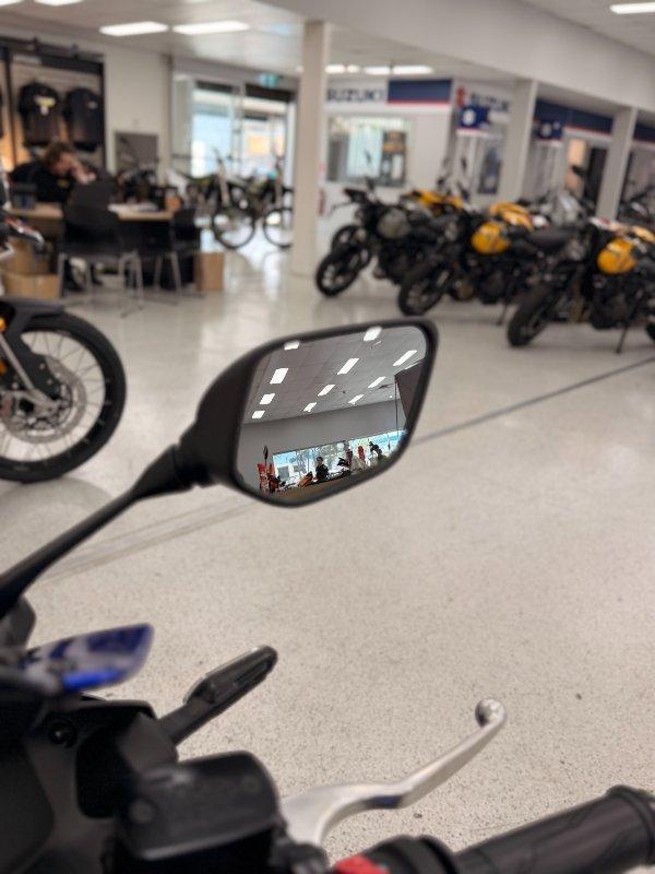 2025 YAMAHA YZF-R3 SPORTS