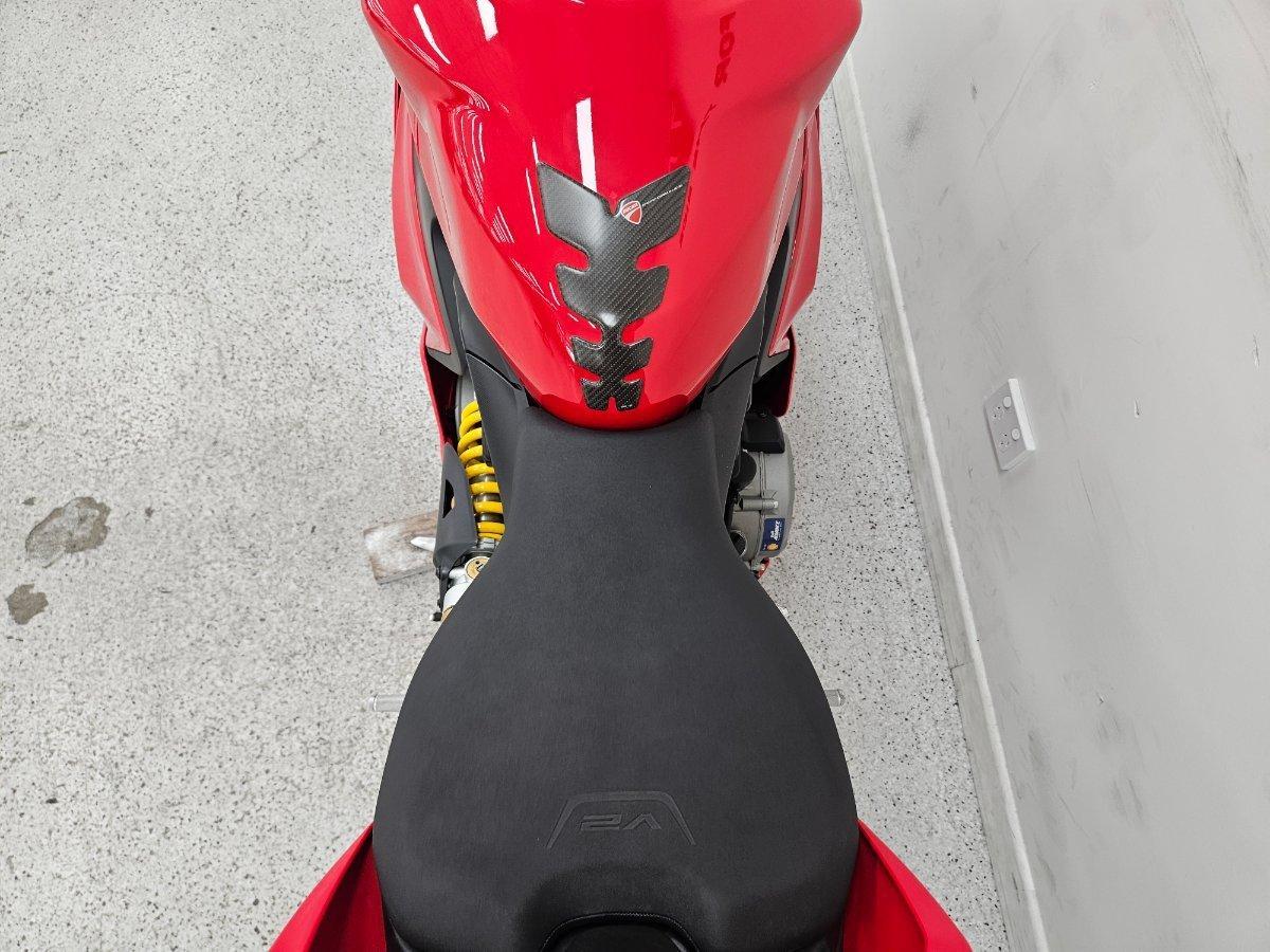 2023 DUCATI PANIGALE V2 SPORTS