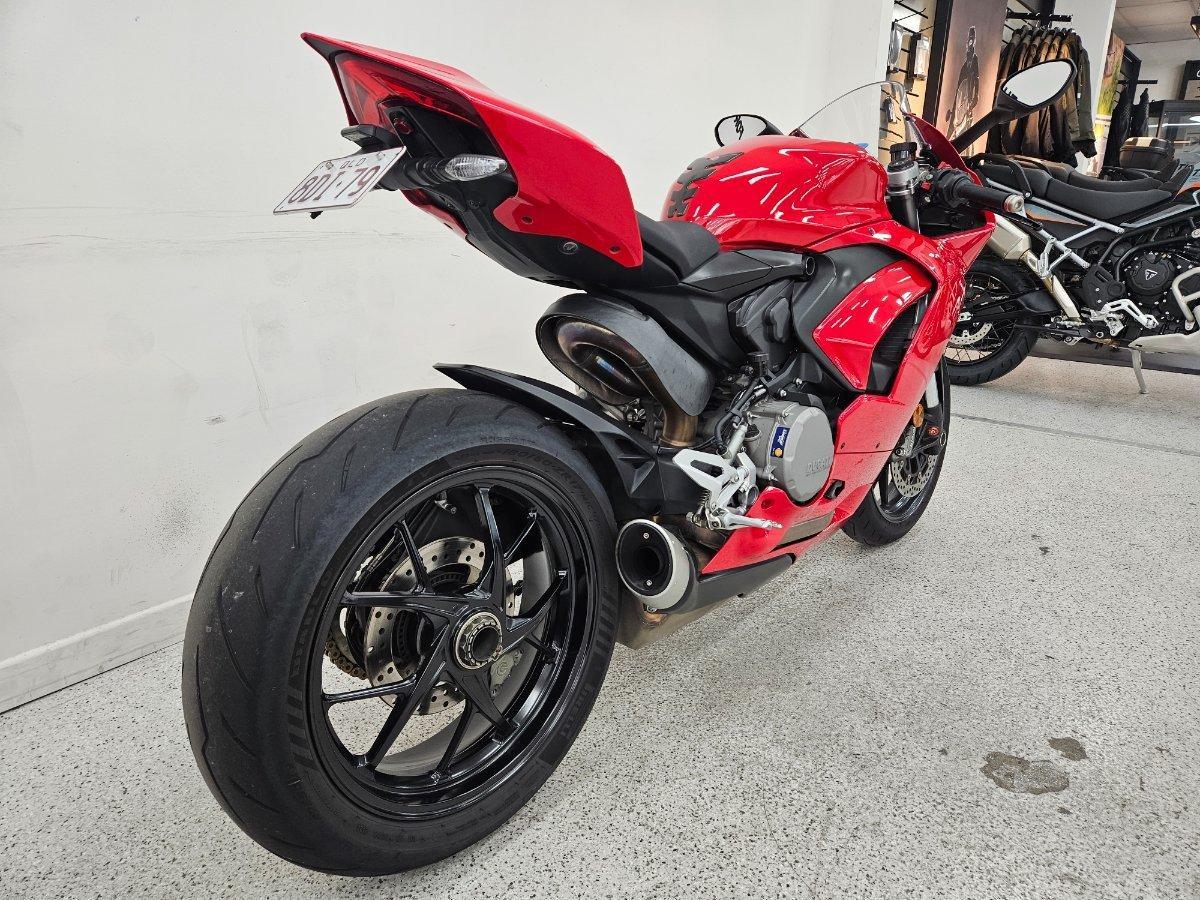 2023 DUCATI PANIGALE V2 SPORTS