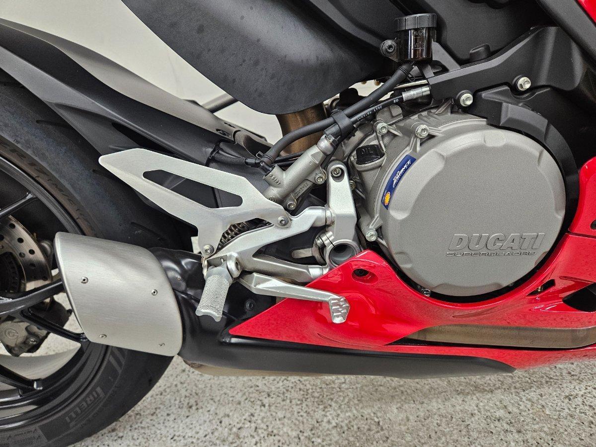 2023 DUCATI PANIGALE V2 SPORTS