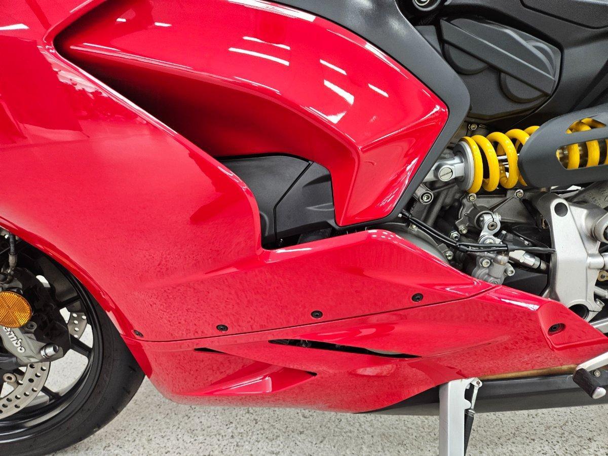 2023 DUCATI PANIGALE V2 SPORTS