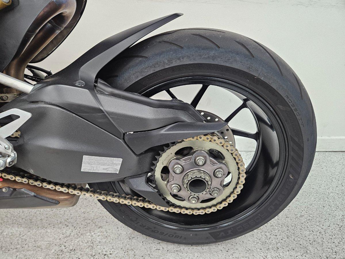 2023 DUCATI PANIGALE V2 SPORTS