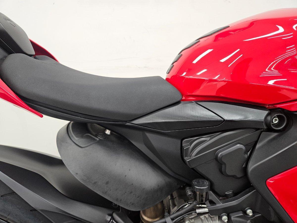 2023 DUCATI PANIGALE V2 SPORTS