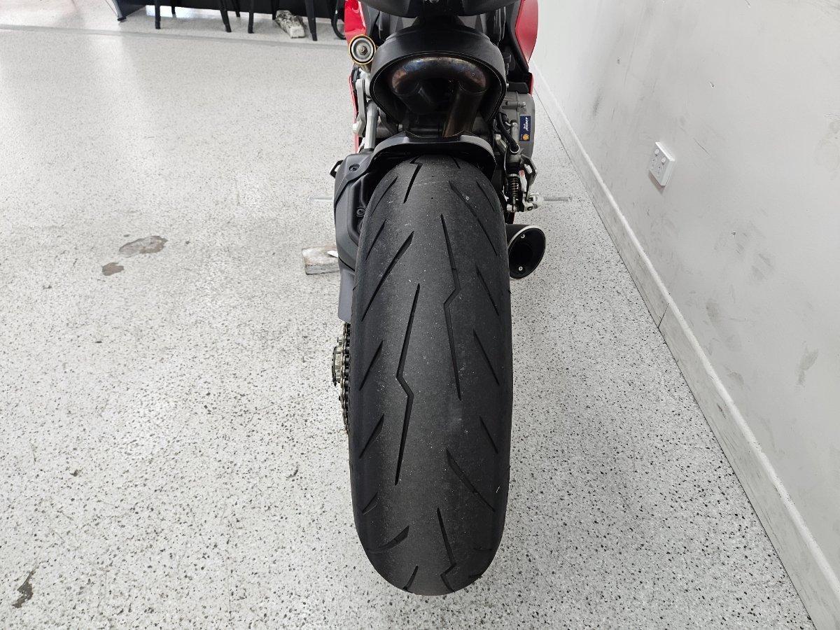 2023 DUCATI PANIGALE V2 SPORTS